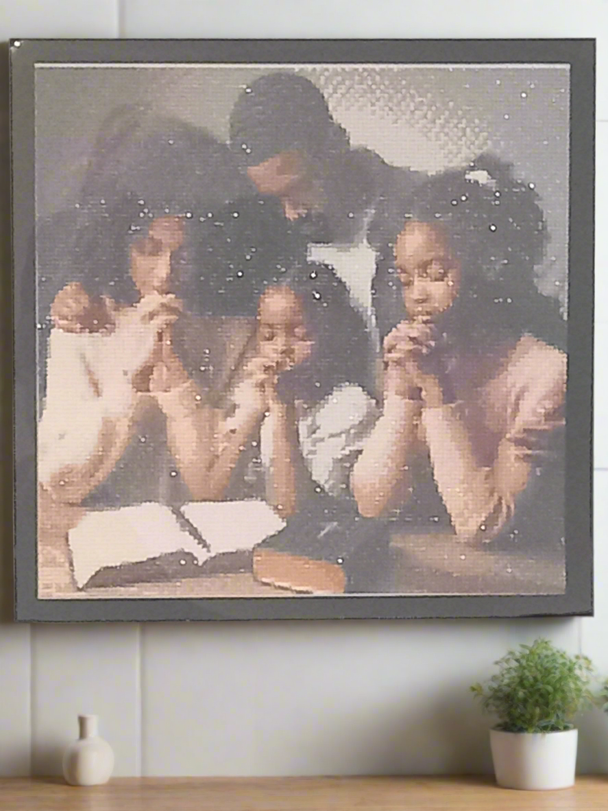 2pcs Diamond Art Praying Family Picture & Frame Set